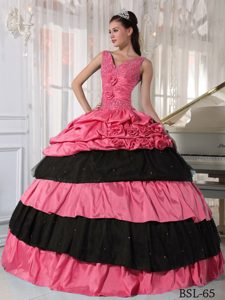 Provocative Ball Gown V-neck Quinceanera Dress in Taffeta with Beading