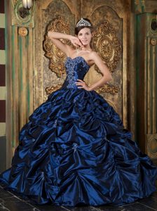 Shimmering Navy Blue Sweetheart Taffeta Quinceanera Dress with Picks-up