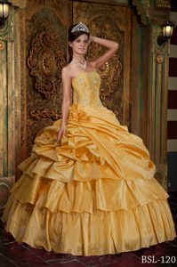 Informal Yellow Ball Gown Strapless Quince Dress in Organza with Beading