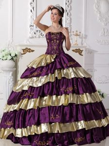 Best Purple and Gold Quinceanera Gowns Dress with Embroidery