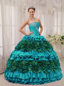 Gorgeous Teal Ball Gown Strapless Dress for Quinceaneras with Appliques