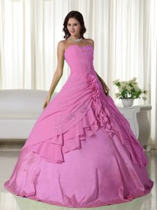 Attractive Sweetheart Beading Quinceanera Gowns in Chiffon in Rose Pink