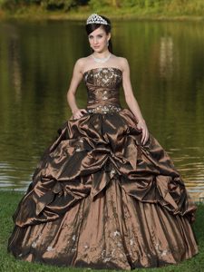 Extravagant Strapless Beaded Brown Lace-up Quinceanera Dress in Taffeta