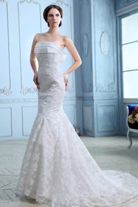 Vintage Mermaid Strapless Court Train Wedding Dresses in Satin and Lace