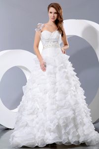 Lovely Sweetheart Satin and Organza Wedding Dresses with Beading