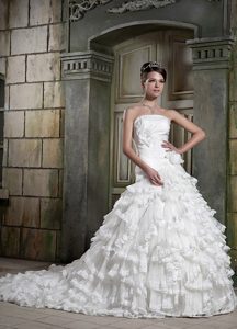 Strapless Chapel Train Perfect Wedding Gown in Organza and Taffeta