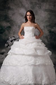 Ball Gown Strapless Long Sweet Pick-ups Wedding Dress in White
