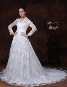 V-neck Lace Court Train inexpensive Dress for Wedding with Long Sleeves