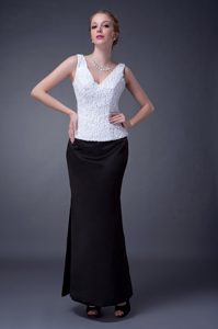 Glitz Black and White V-neck Dress for Mother with Ankle-length in Lace and Satin
