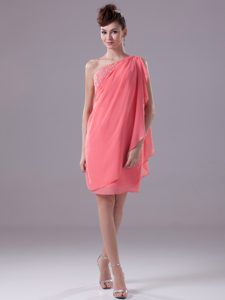 Watermelon One Shoulder Mother of The Bride Dresses with Beadings in Chiffon