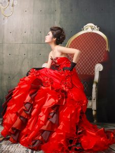 Sexy Red Strapless Organza Prom Attire with Handle Flowers and Ruffles