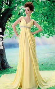 Customize V-neck Yellow Prom Dresses for Girls with Beading and Ruche