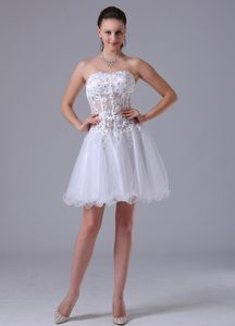 White Beaded Mini-length Organza Modern Prom Dress for Nightclub
