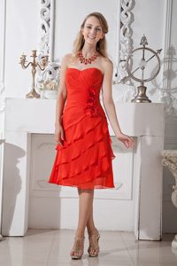 Special Red Sweetheart Knee-length Dress for a Nightclub with Flowers