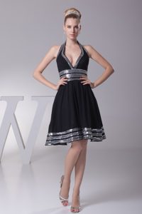 Plunging Neckline Halter Knee-length Black Night Club Dress with Silver Sequin