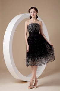 Low price Black Strapless Organza Tea-length Party Dress with Embroidery
