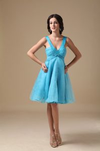 Aqua Blue V-neck Knee-length Organza Party Dress for Cocktail for Girls