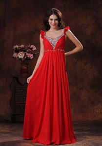 Beaded Square Neckline Red Chiffon Celebrity Prom Dresswith Ruching