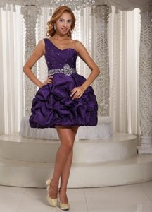 Eggplant Purple One Shoulder Prom Dress for Party with Beading and Pick-ups