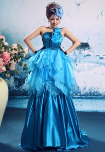 New Arrival Blue Strapless Prom Celebrity Dresses with Layers and Flower