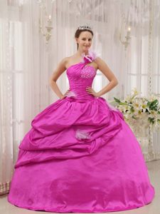 Customize Hot Pink Taffeta Quinceanera Dress with Beading and Pick-ups