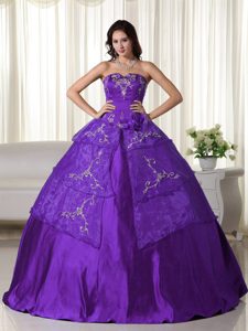 Slot Neckline Sweet Sixteen Quinceanera Dresses with Embroidery in Purple 2013