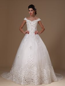 Custom Made Off Shoulder Dresses for Wedding with Appliques in Tulle
