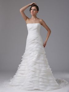 Wedding Reception Dresses with Ruffled Layers and Ruched Bodice