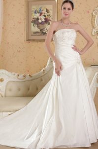 Wonderful White Strapless Wedding Reception Dress with Chapel Train