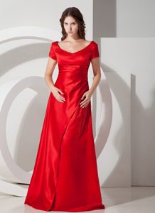 Popular Red Sheath Scoop Mothers Dresses with Short Sleeves in Taffeta