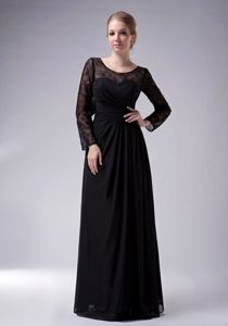 Voguish Black Empire Scoop Chiffon Ruche Mothers Outfit to Floor-length