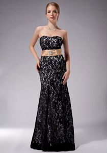 Column Strapless Long Lace Sashes Urbane Mother Dress in Black