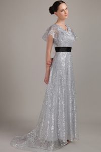 Attractive Grey Empire V-neck Sequined Mothers Dresses with Black Sash