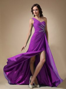 One Shoulder Purple 2013 Prom DressCourt with Beads and High Slit
