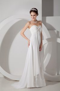 Sweetheart White Prom Party Dresses with Appliques and Ruches in Chiffon