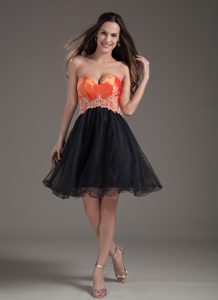 Orange Red and Black Sweetheart Mini-length Organza Appliqued Prom Dresses