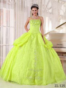 New Style Yellow Green Spaghetti Straps Appliqued Quinceanera Gowns