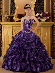 Best Seller Purple Ball Gown Sweetheart Quinceanera Dresses with Ruffles