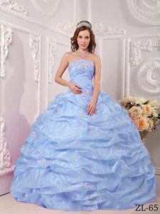 Princess Quinceanera Dresses with Appliques in Lilac in Organza