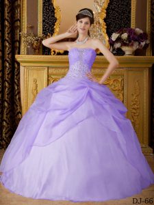 Elegant Lilac Ball Gown Strapless Organza Beading Dress for Quinceanera
