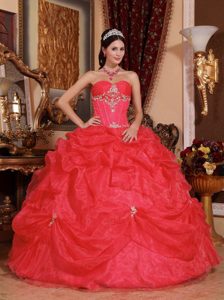 Tasty Coral Red Sweetheart Organza Quinceaneras Dresses with Beading