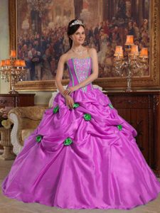 Uptown Lavender Quinceaneras Dresses in Taffeta with Beading