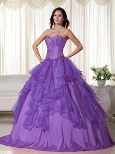 Stunning Sweetheart Organza Quinceanera Gown in Purple with Embroidery