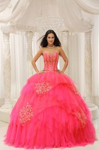 Custom Made Red Sweetheart Embroidery Sweet 16 Dress with Beading
