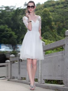 Latest Sleeveless Tulle Knee Length Zipper Evening Dress in White with Lace