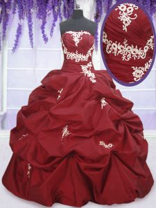 Chic Wine Red Ball Gowns Taffeta Strapless Sleeveless Appliques and Pick Ups Floor Length Lace Up Quince Ball Gowns