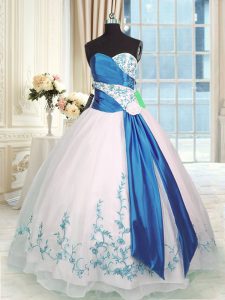 Charming Organza Sweetheart Sleeveless Lace Up Embroidery and Sashes ribbons Quinceanera Dress in Blue And White