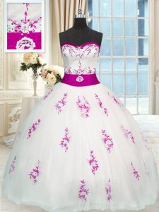 On Sale Floor Length Ball Gowns Sleeveless White Sweet 16 Quinceanera Dress Lace Up