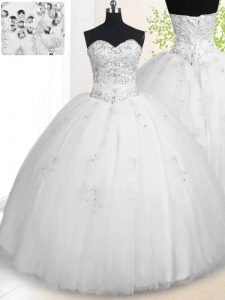 Unique Floor Length Ball Gowns Sleeveless White Quinceanera Gowns Lace Up