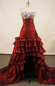 High-low Sweetheart Prom Theme Dress in Wine Red with Appliques and Ruffles